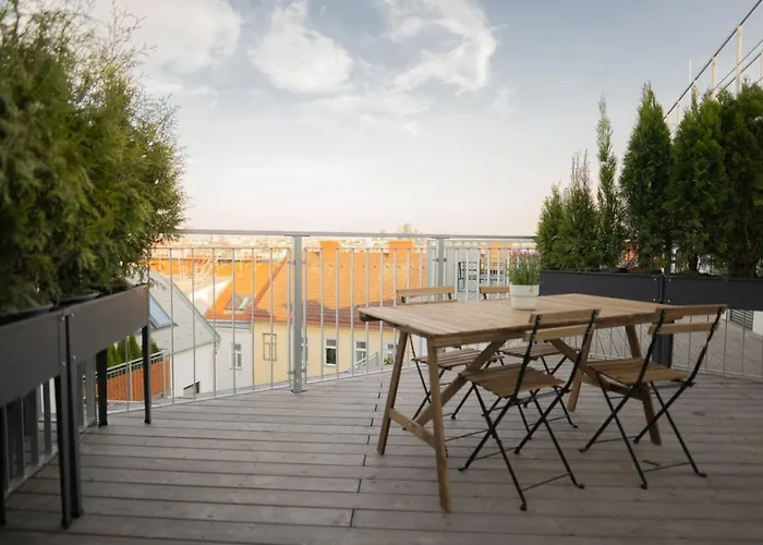 Διαμέρισμα Penthouse With A Terrace Near Schonbrunn Palace