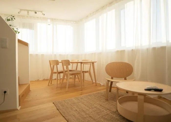 Διαμέρισμα Penthouse With A Terrace Near Schonbrunn Palace